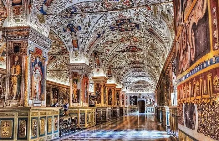 Da Adriana Al Vaticano Рим